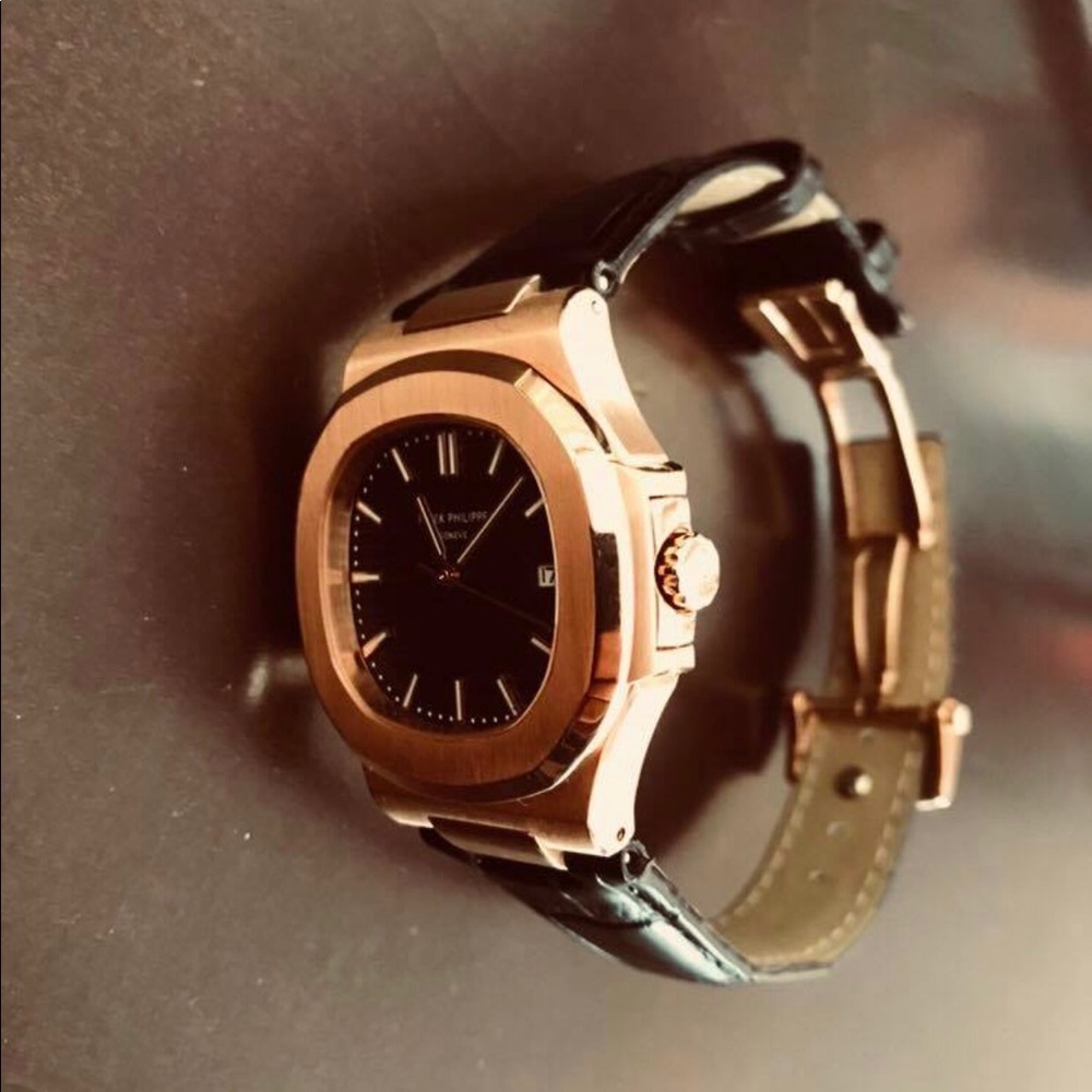 Watch - Picture 3 of 8